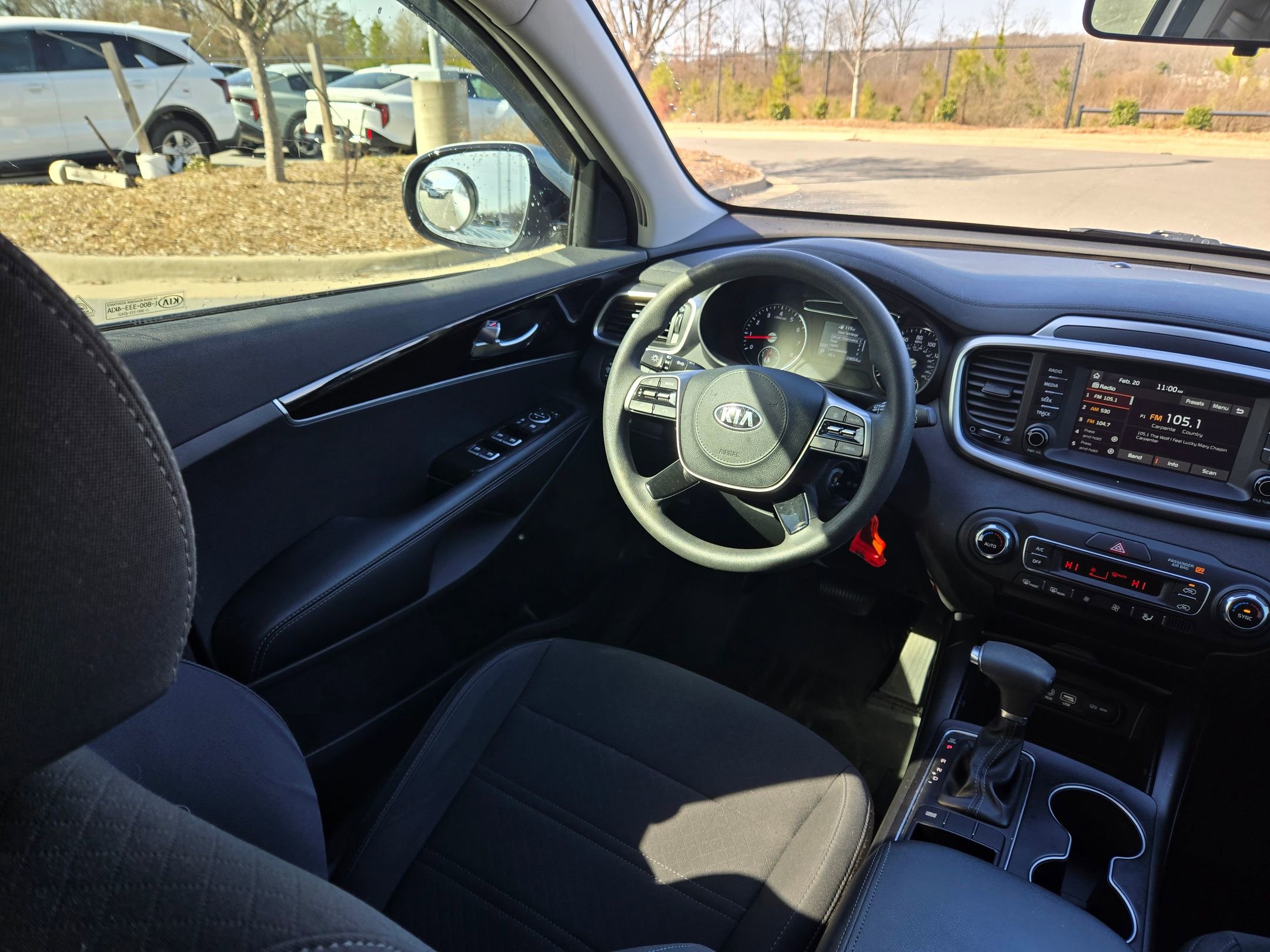 Certified 2019 Kia Sorento LX image 9