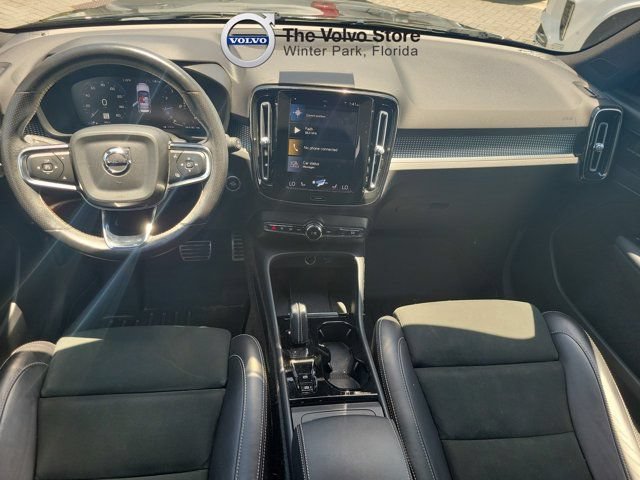 Used 2021 Volvo XC40 T5 R-Design w/ Advanced Package AWD/4WD image 14