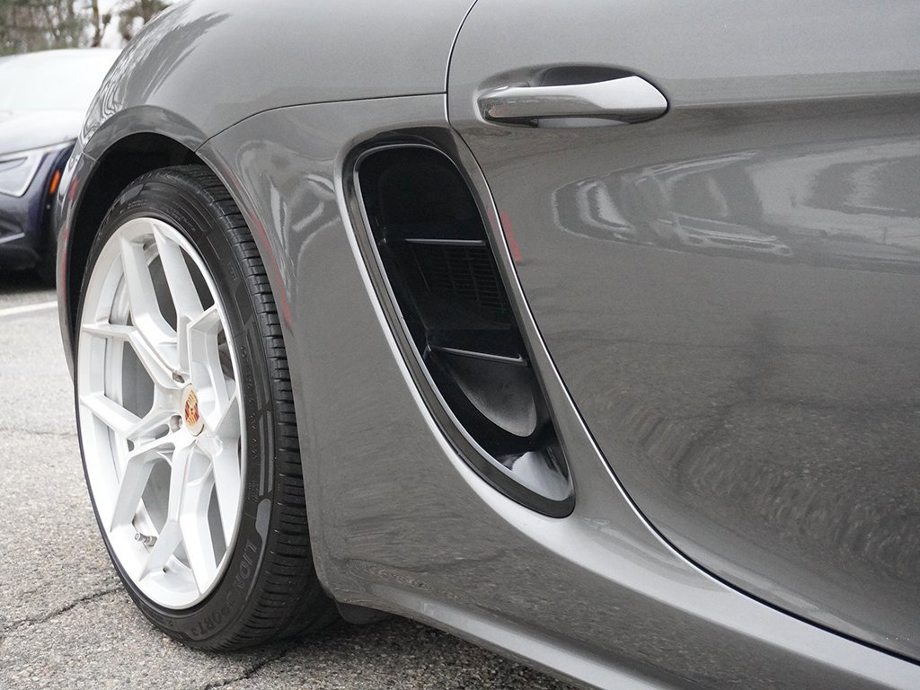 Used 2019 Porsche 718 Cayman S image 22