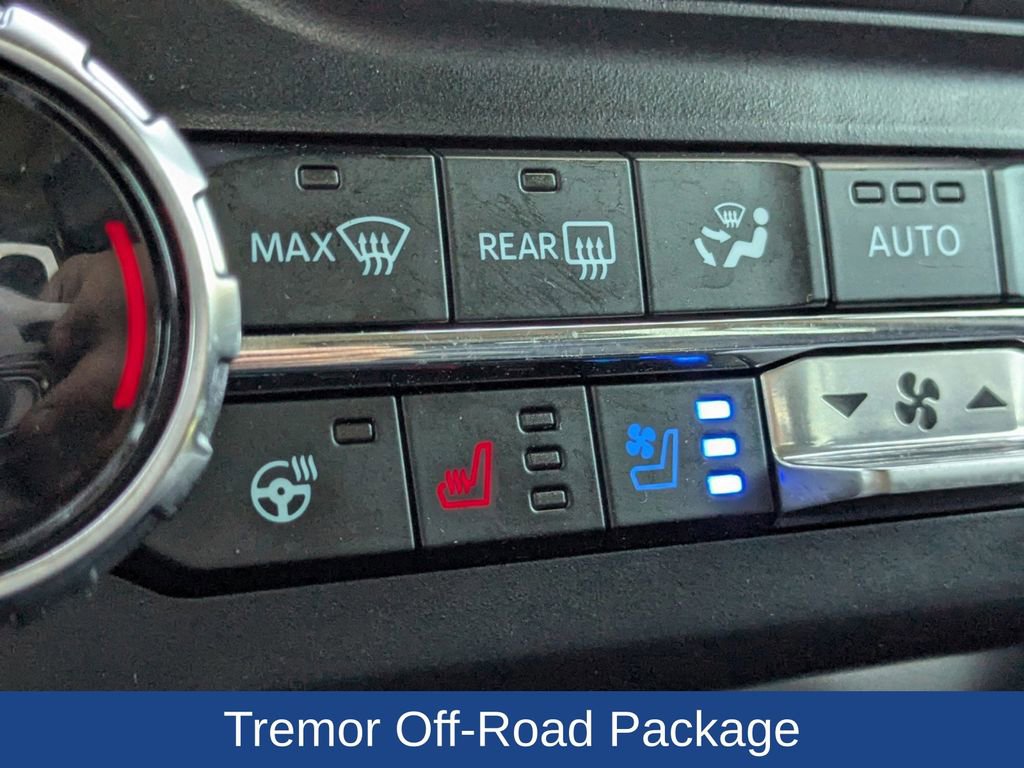 Certified 2024 Ford F250 Lariat w/ Lariat Ultimate Package image 26