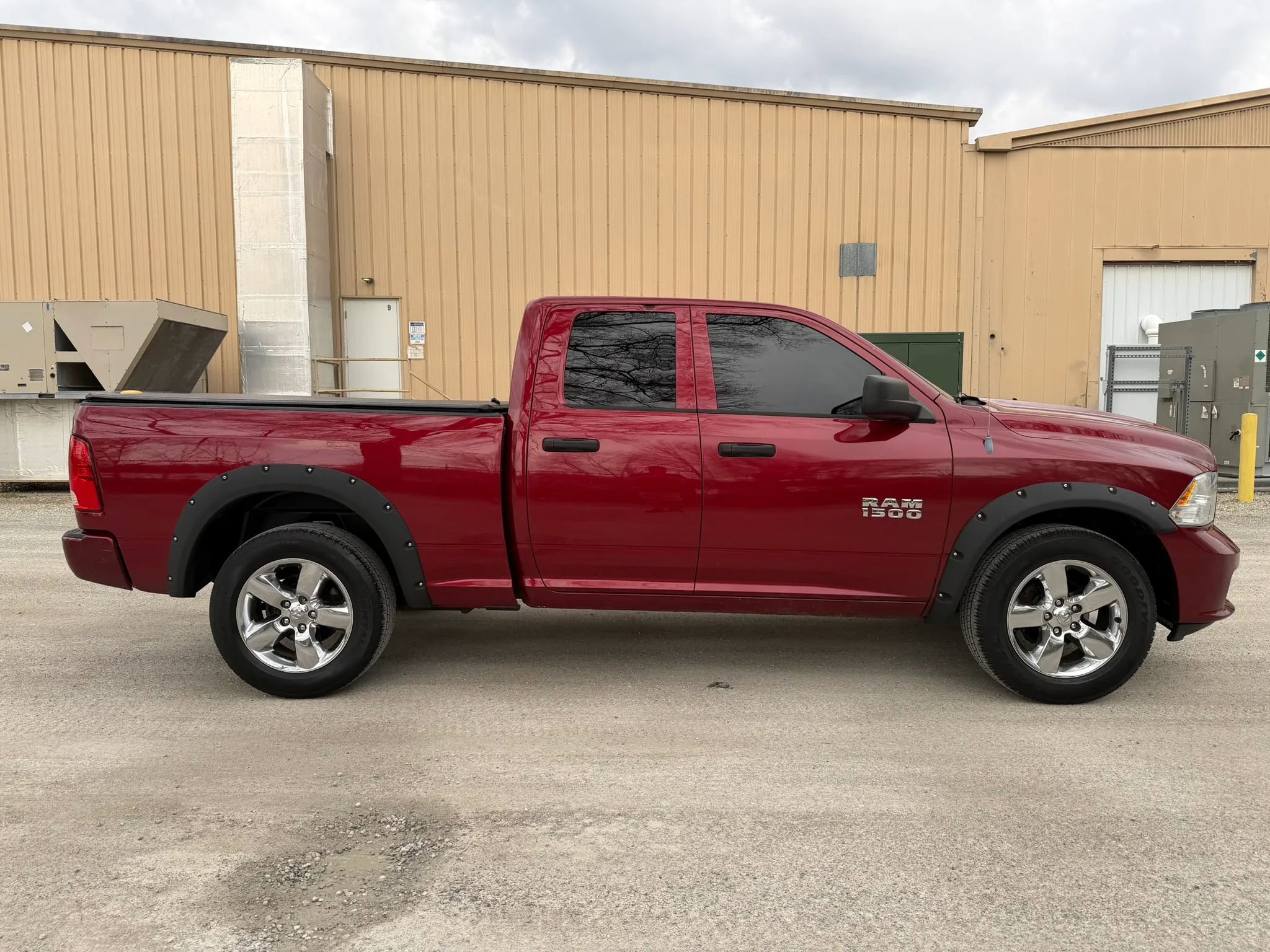 Used 2014 RAM 1500 Express image 4