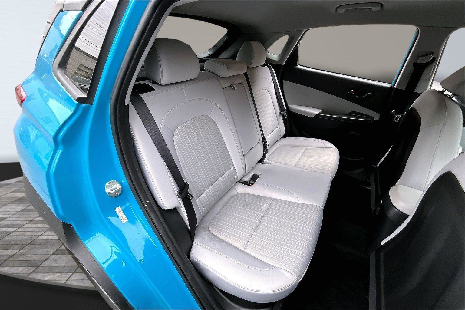 Used 2022 Hyundai Kona SEL image 27