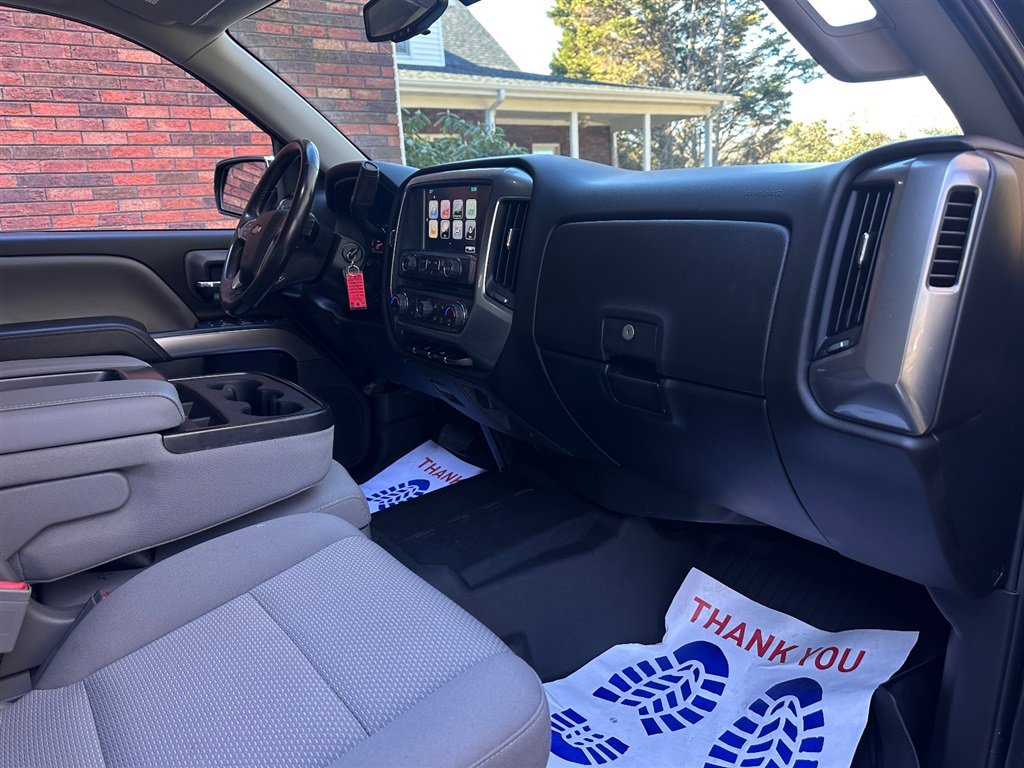 Used 2018 Chevrolet Silverado 1500 LT w/ All Star Edition image 51