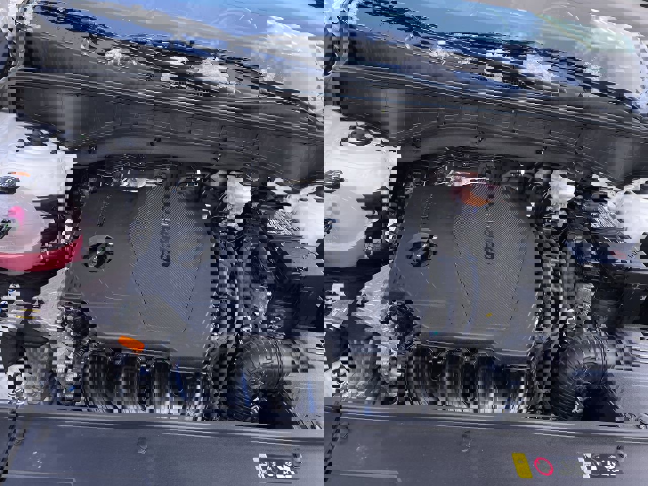 Used 2024 Kia Sorento S image 15