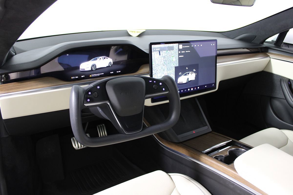 Used 2021 Tesla Model S Plaid AWD/4WD image 7