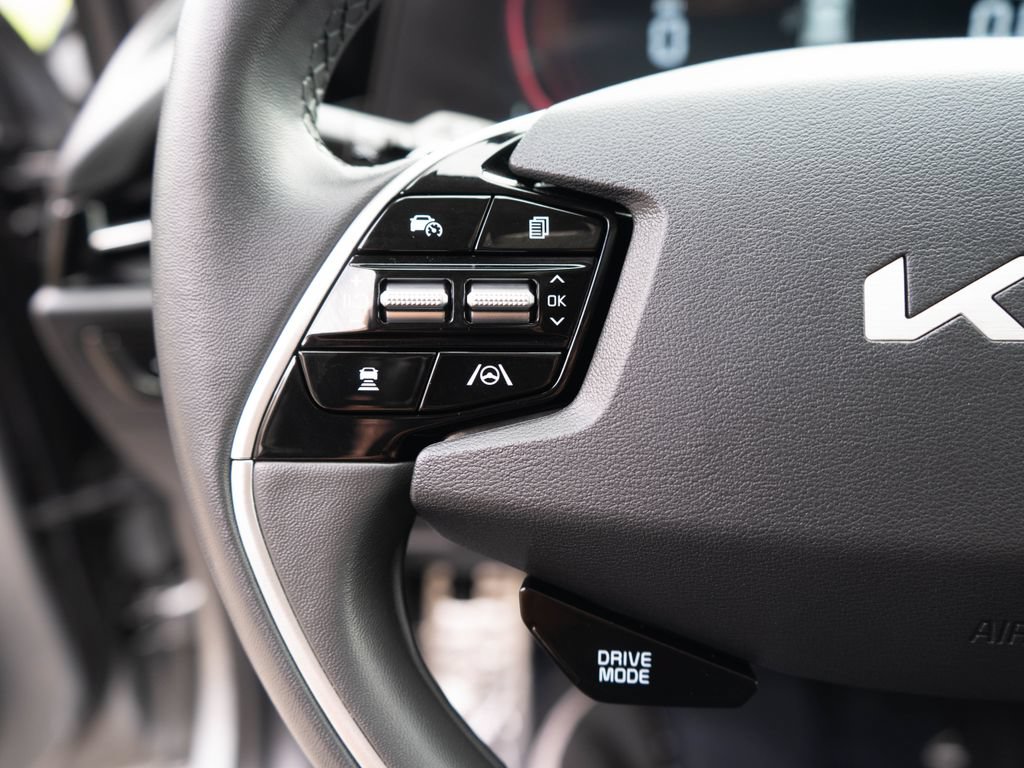 Certified 2024 Kia Niro EX Touring FWD image 19