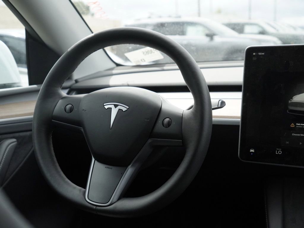 Used 2023 Tesla Model Y AWD image 20