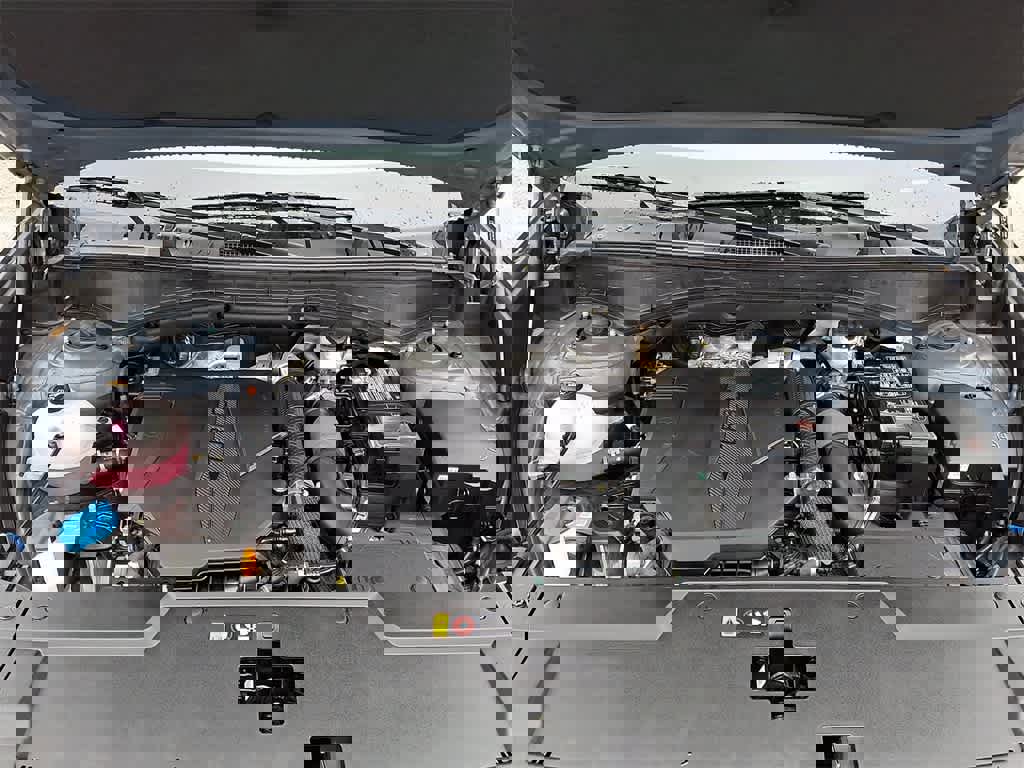 Used 2025 Hyundai Santa Fe Limited image 32