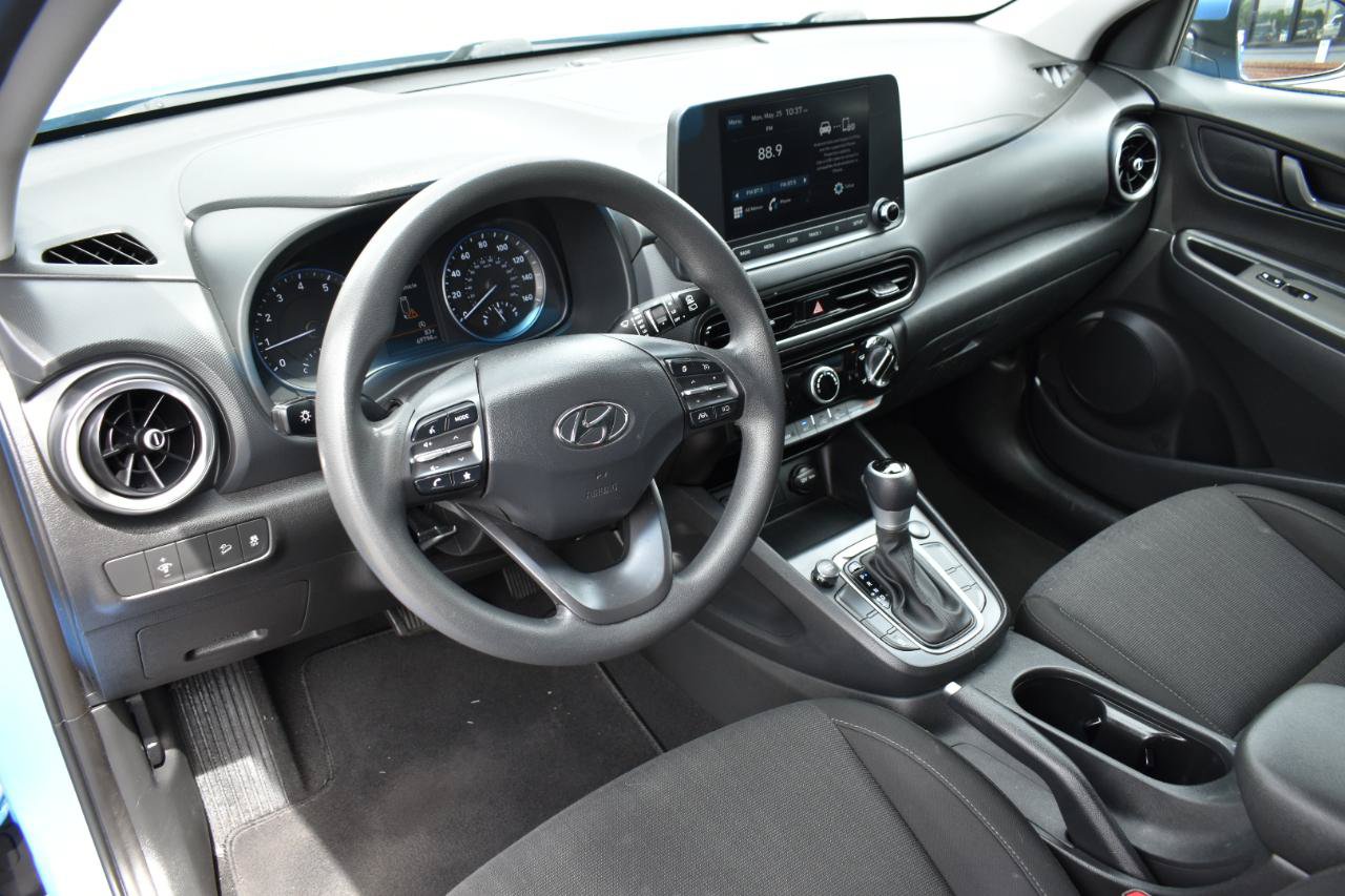 Used 2022 Hyundai Kona SEL w/ Cargo Package FWD image 10