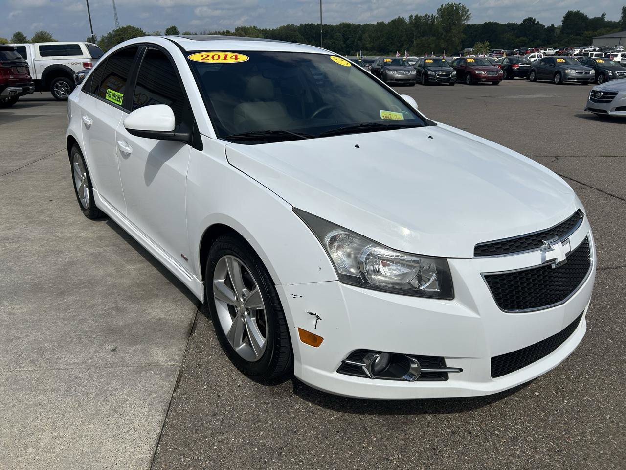 Used 2014 Chevrolet Cruze LT w/ RS Package FWD image 3