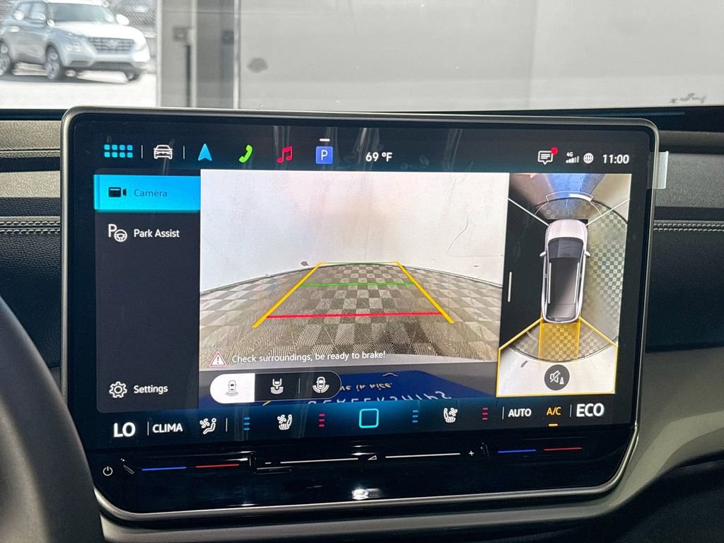 New 2025 Volkswagen ID.4 Pro S Plus image 17