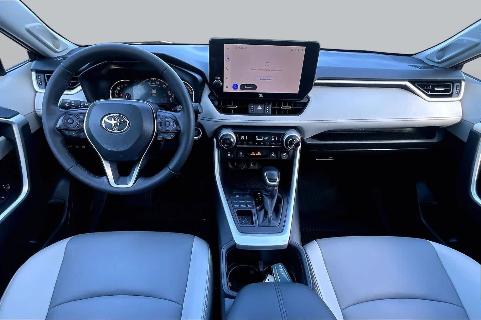 Used 2025 Toyota RAV4 XLE Premium w/ Weather Package AWD/4WD image 15