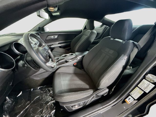 Used 2018 Ford Mustang GT RWD image 21