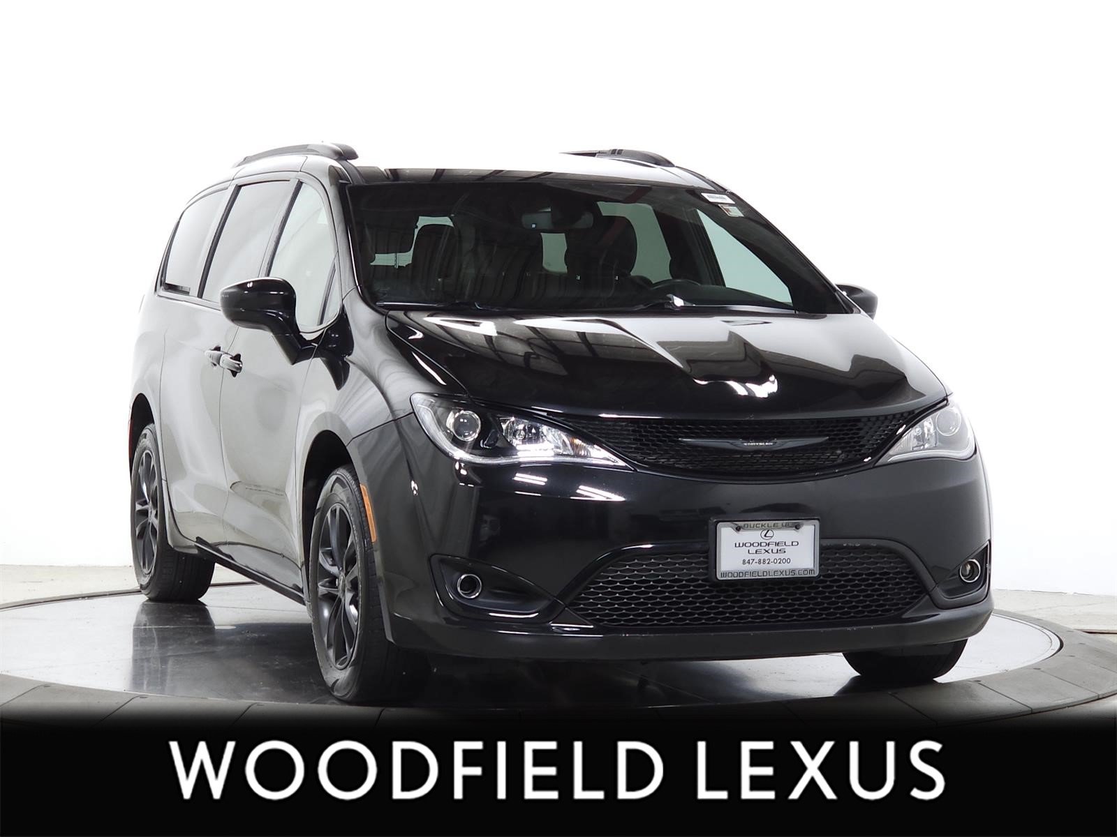 Used 2020 Chrysler Pacifica Touring-L w/ Premium Audio Group