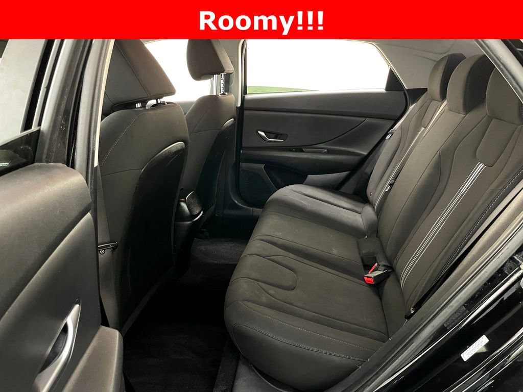 Used 2021 Hyundai Elantra SEL FWD image 8