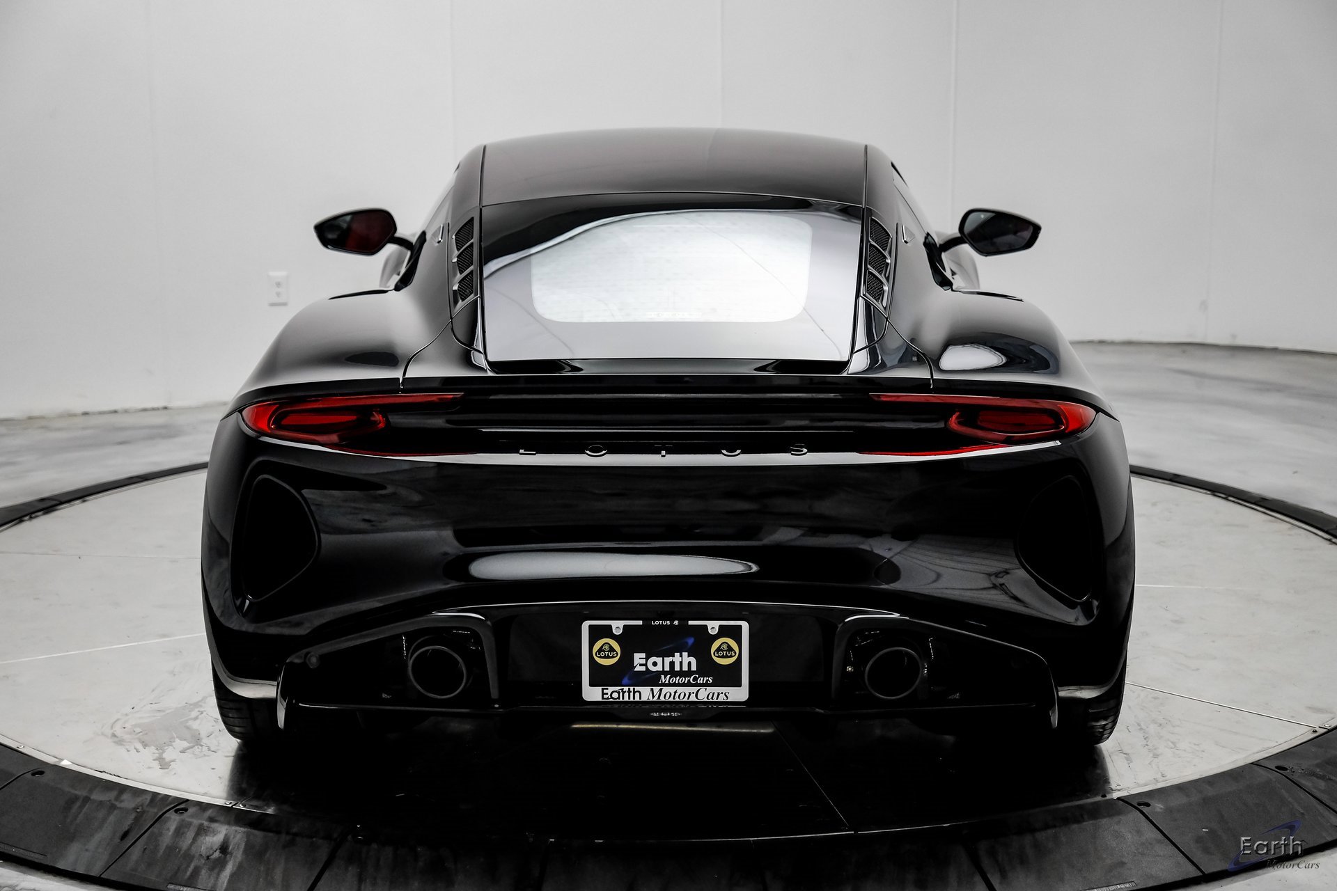 New 2026 Lotus Emira SE image 13