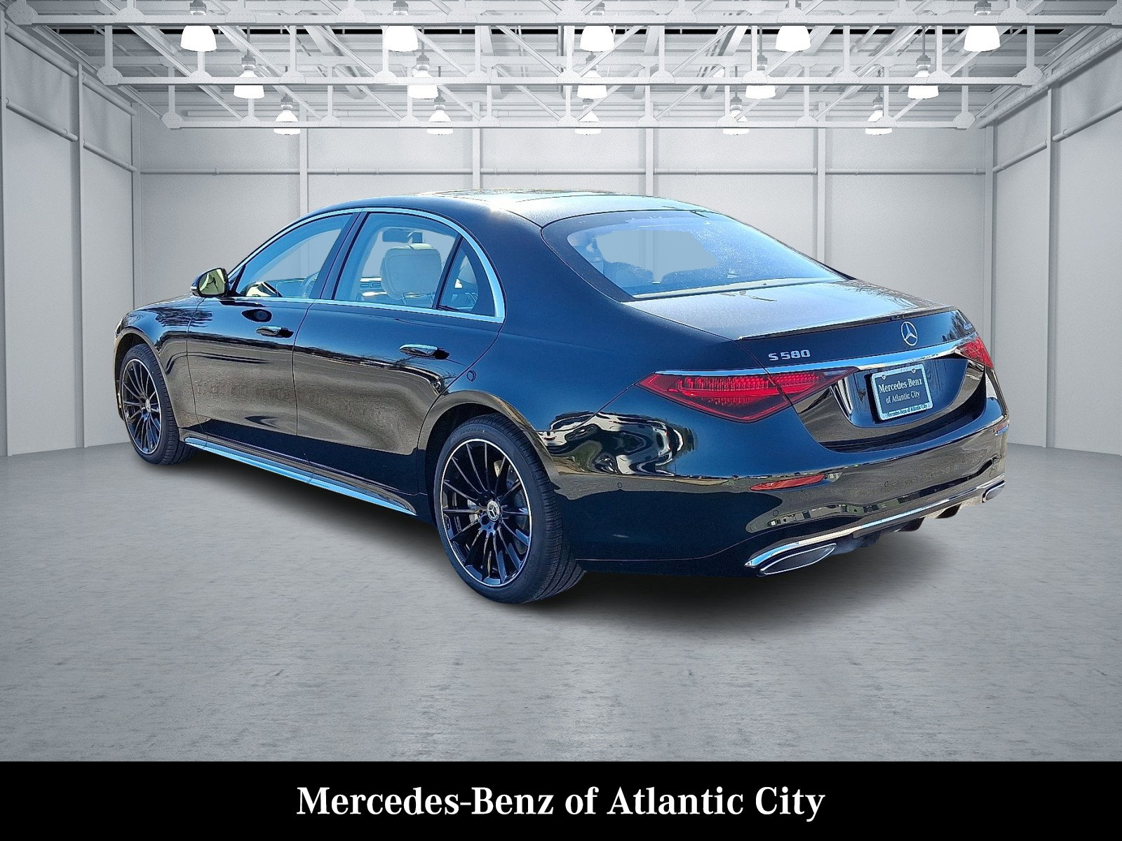 New 2026 Mercedes-Benz S 580 4MATIC image 3