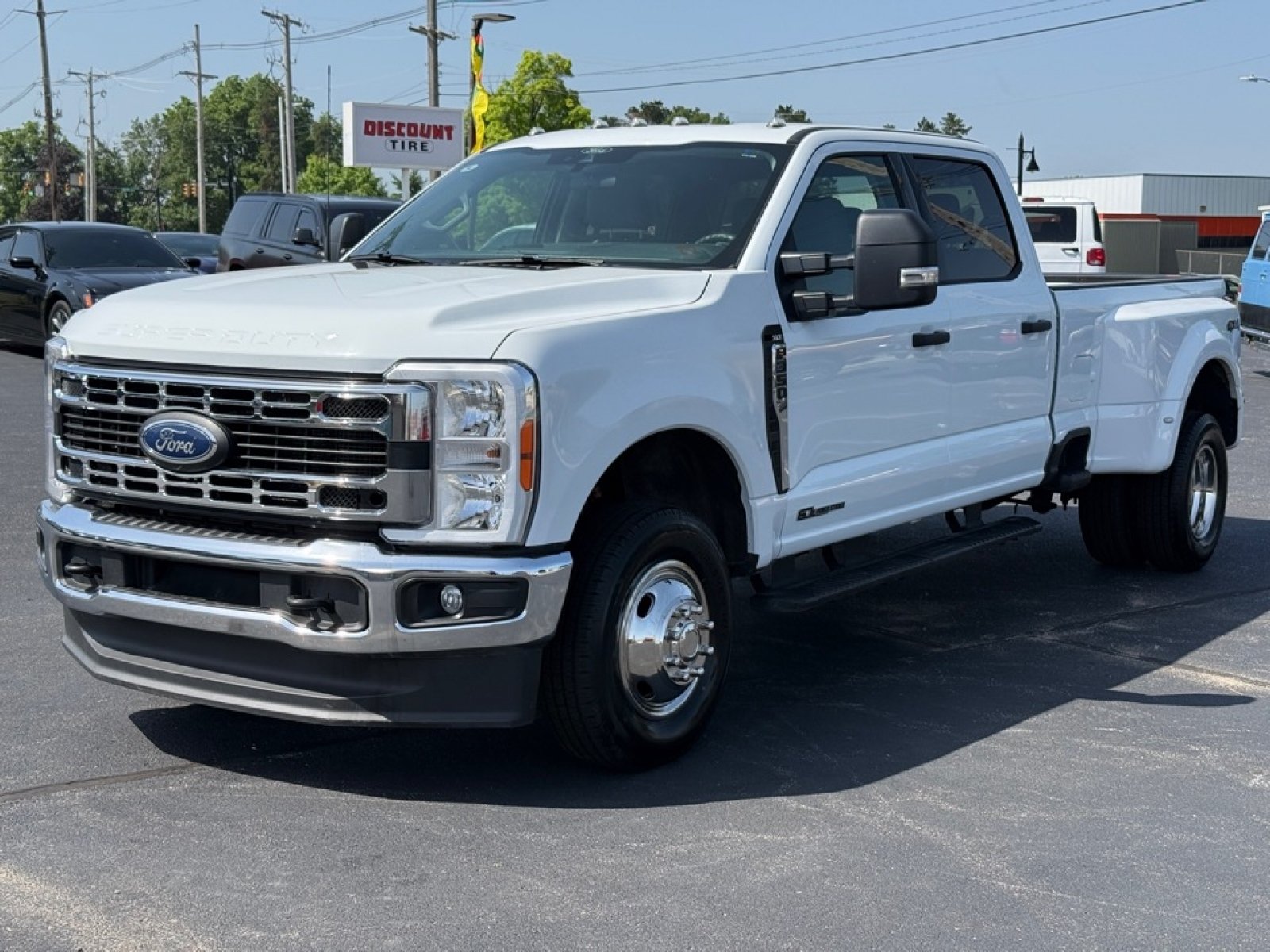 Used 2026 Ford F350 XLT AWD/4WD image 4