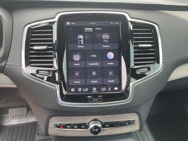 Used 2023 Volvo XC90 B6 Ultimate w/ Protection Package Premier image 23