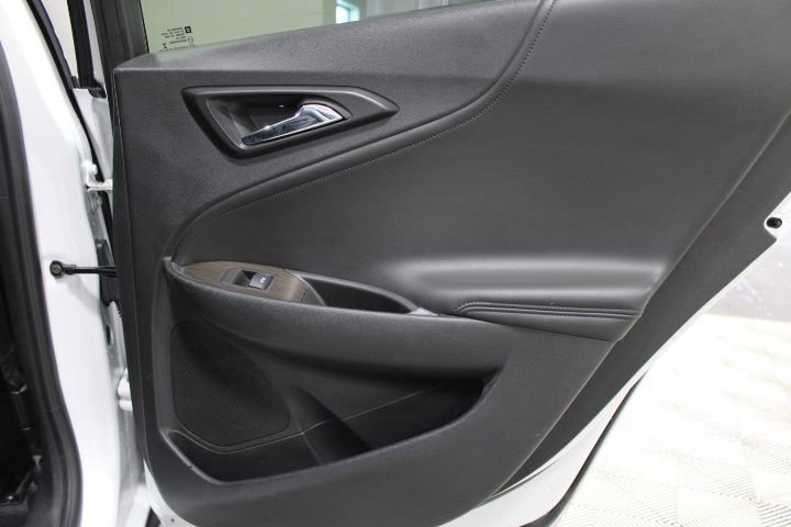 Used 2018 Chevrolet Malibu Premier w/ Premier Sun and Wheel Package image 28