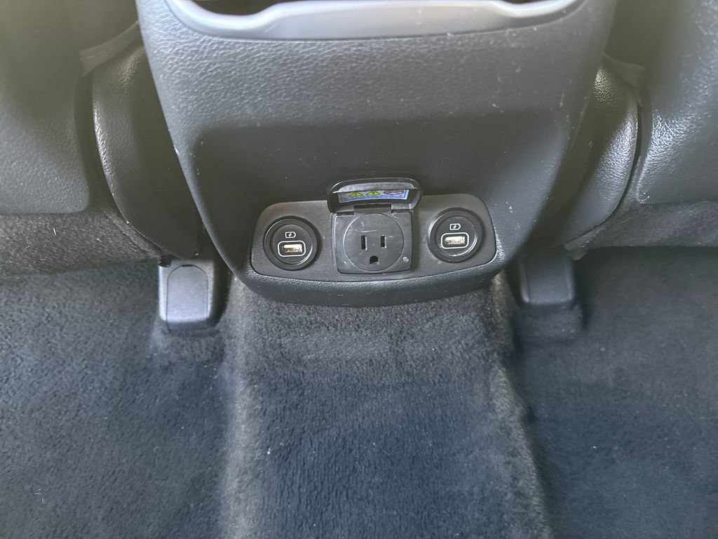 Used 2023 Hyundai Santa Fe Limited image 26