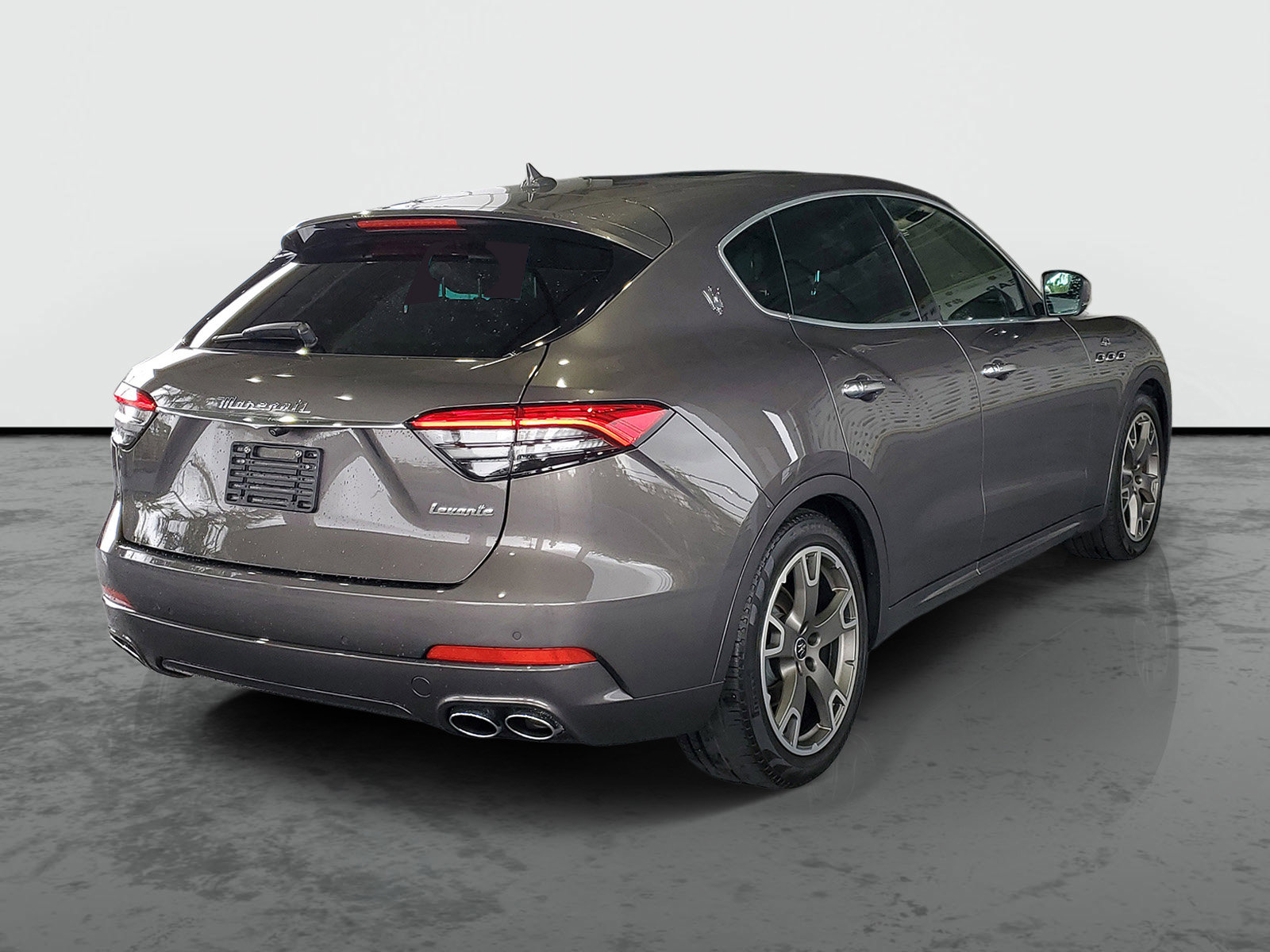 Used 2023 Maserati Levante GT image 2