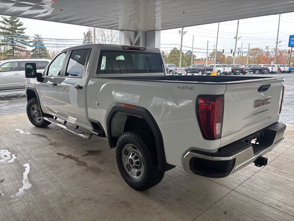 Used 2023 GMC Sierra 2500 Pro image 4