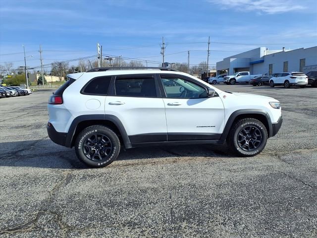 Used 2021 Jeep Cherokee Trailhawk w/ Technology Group image 14