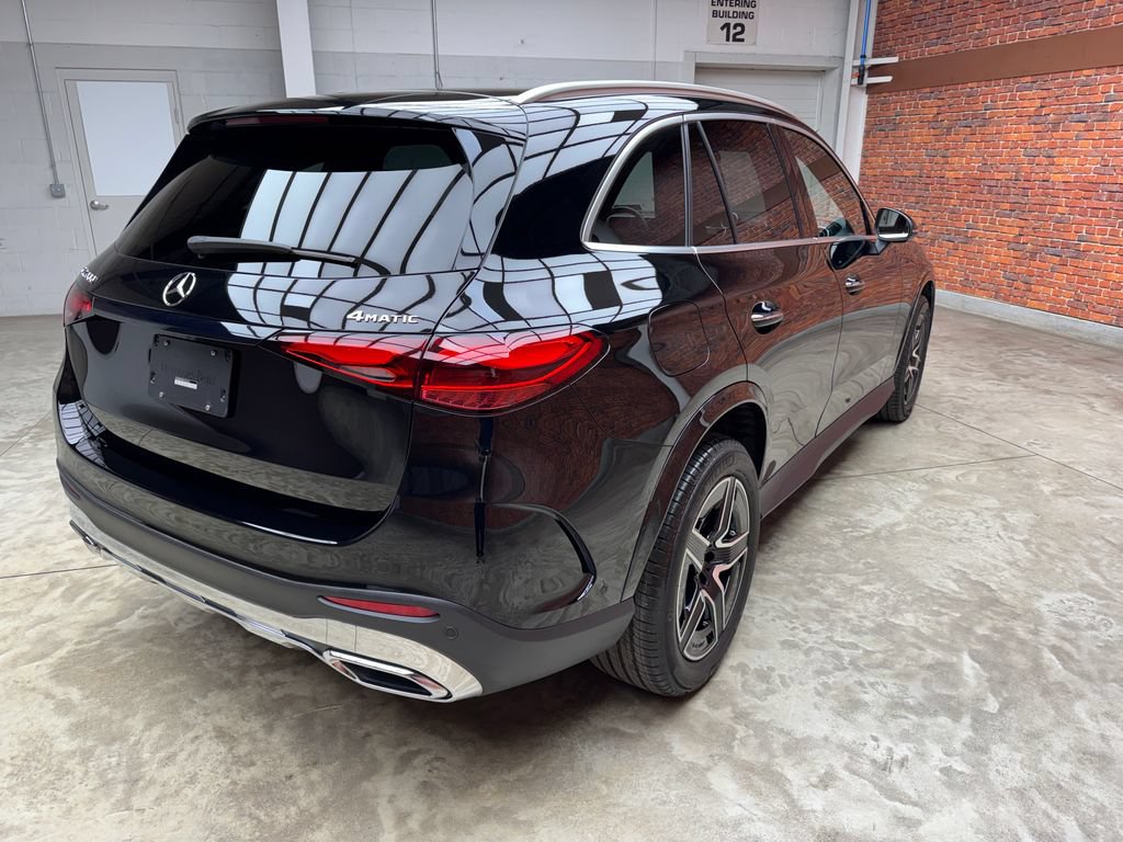 Certified 2025 Mercedes-Benz GLC 300 4MATIC image 5