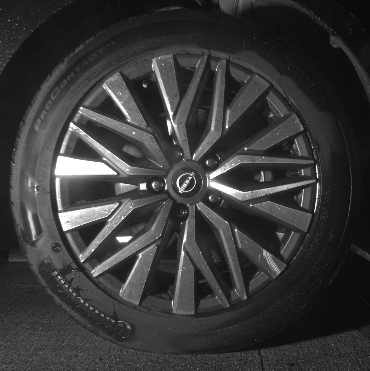 Used 2025 Nissan Altima 2.5 SV image 13