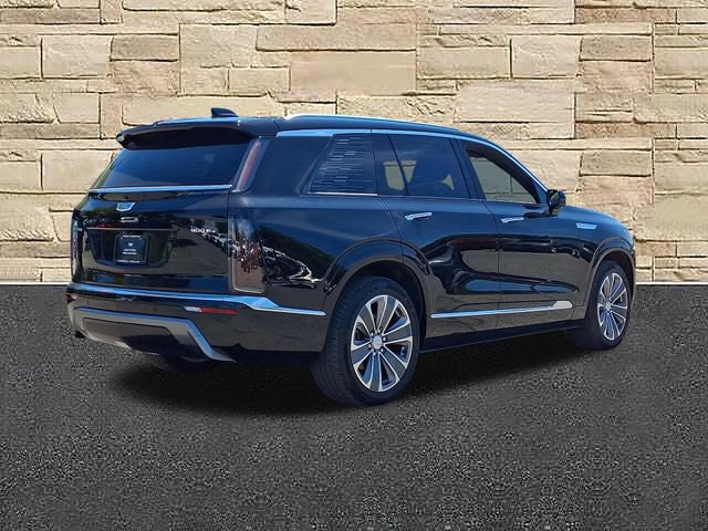 Certified 2026 Cadillac Vistiq Luxury AWD/4WD image 4