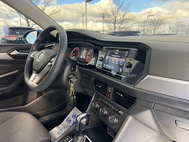 Used 2021 Volkswagen Jetta S w/ Driver Assistance Package image 32