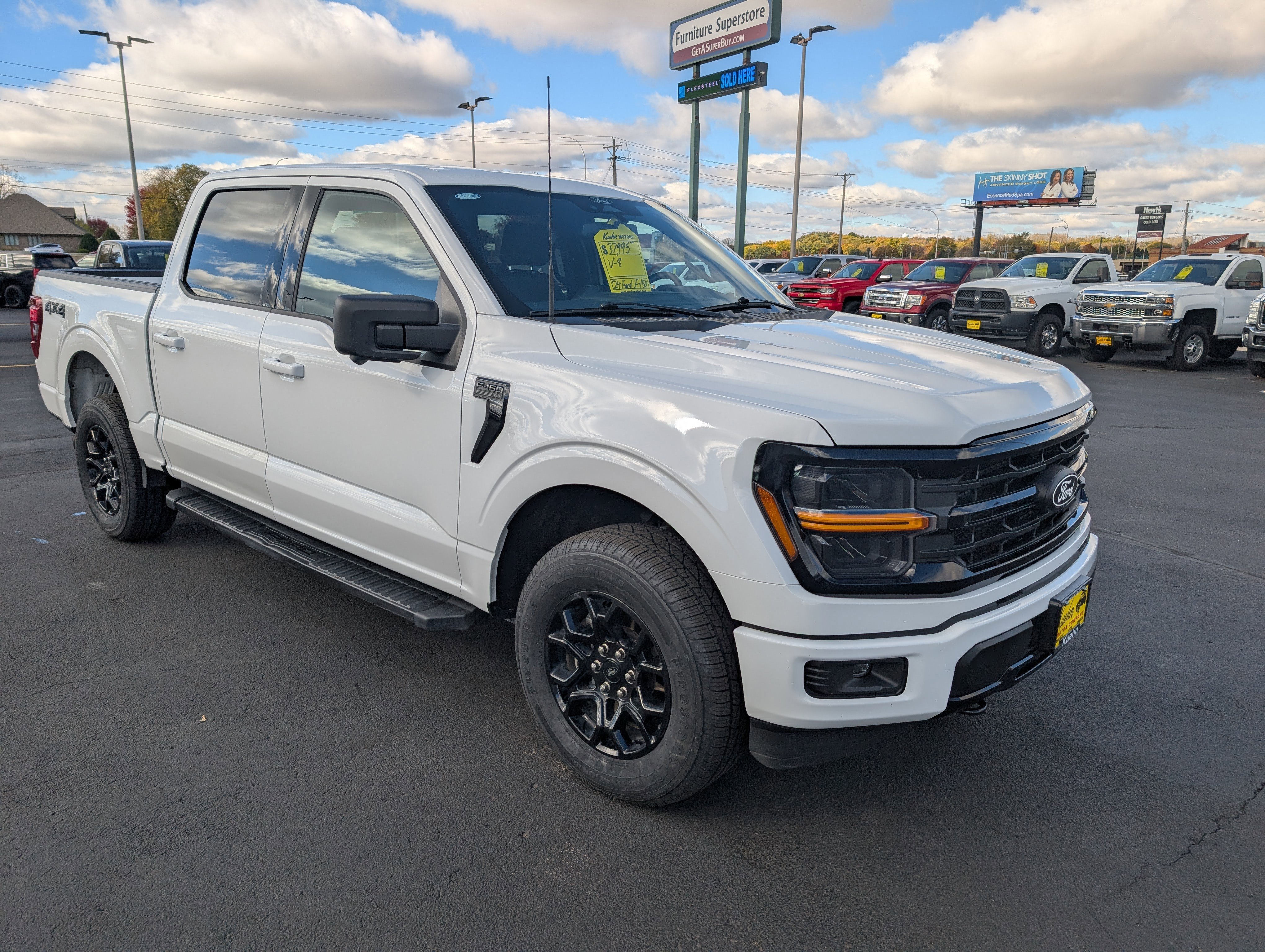 Used 2024 Ford F150 XLT w/ Tow/Haul Package image 2