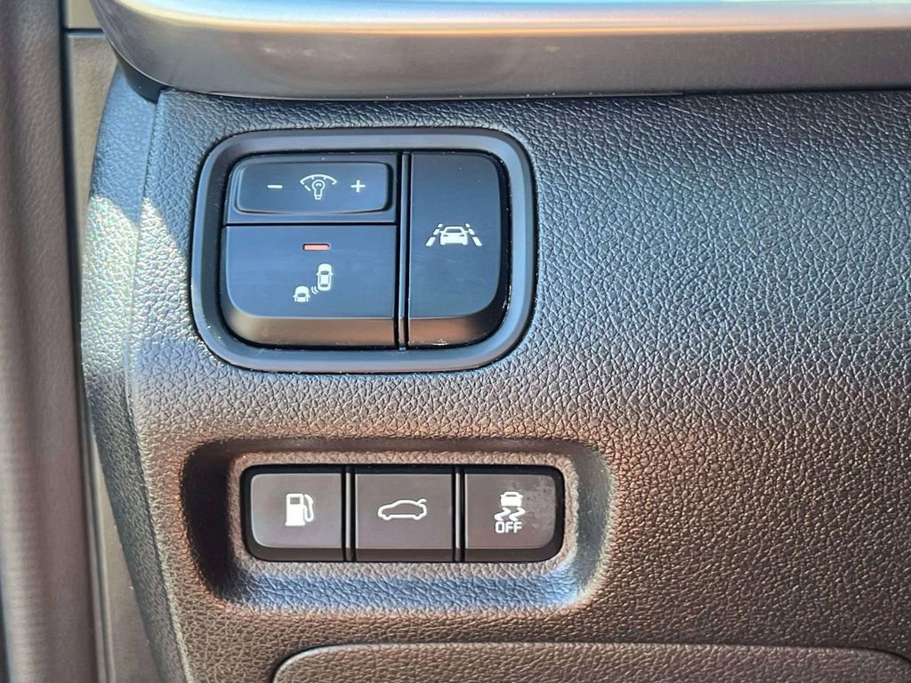 Used 2019 Kia Optima S FWD image 21