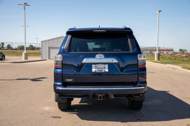 Used 2018 Toyota 4Runner Limited AWD/4WD image 6