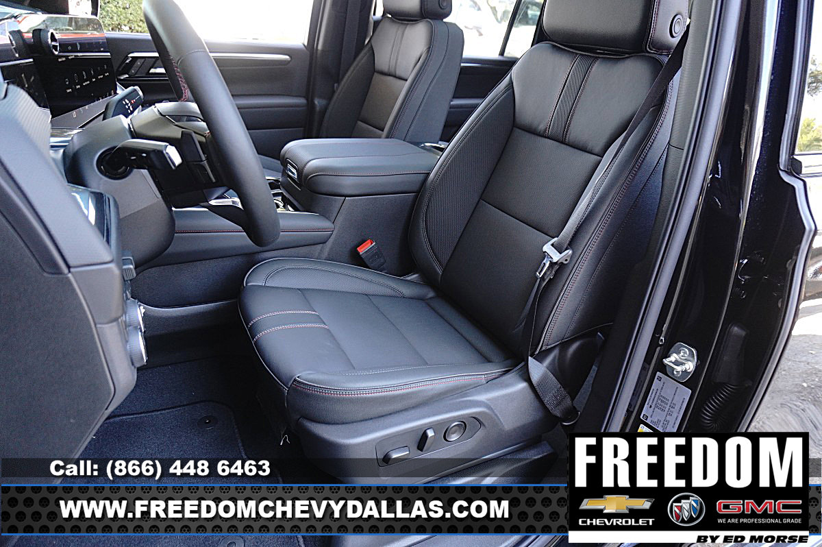 New 2026 Chevrolet Suburban RST w/ Comfort Package AWD/4WD image 13