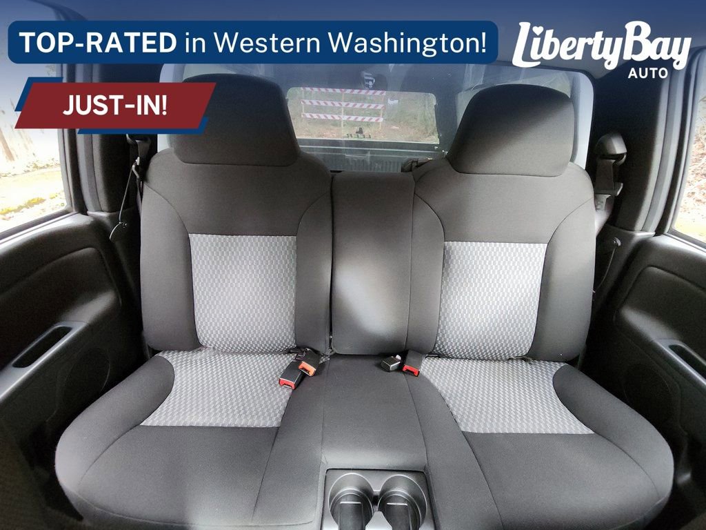 Used 2011 GMC Canyon SLE image 16