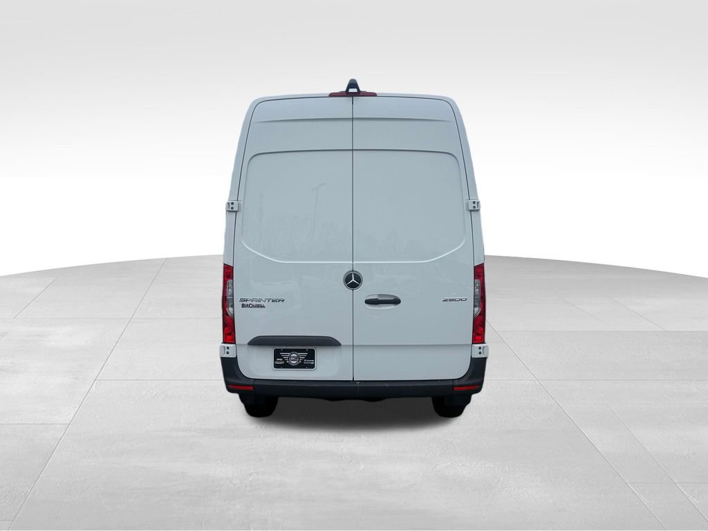 Used 2024 Mercedes-Benz Sprinter 2500 w/ Acoustic Package image 11