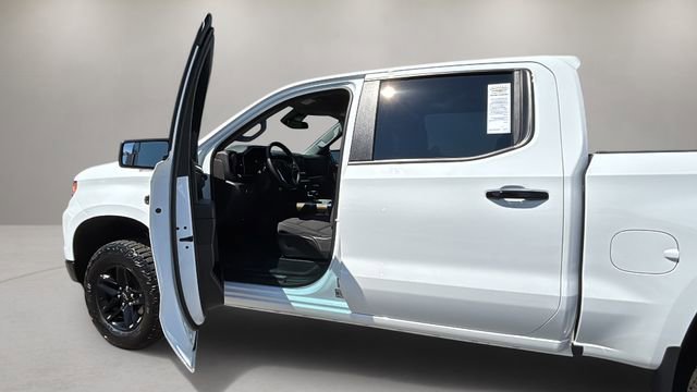 Used 2024 Chevrolet Silverado 1500 LT Trail Boss w/ Protection Package image 13