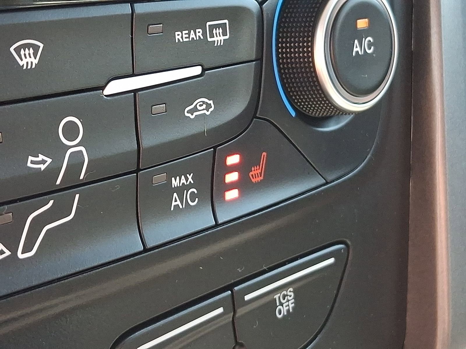 Used 2019 Ford Escape SEL AWD/4WD image 26