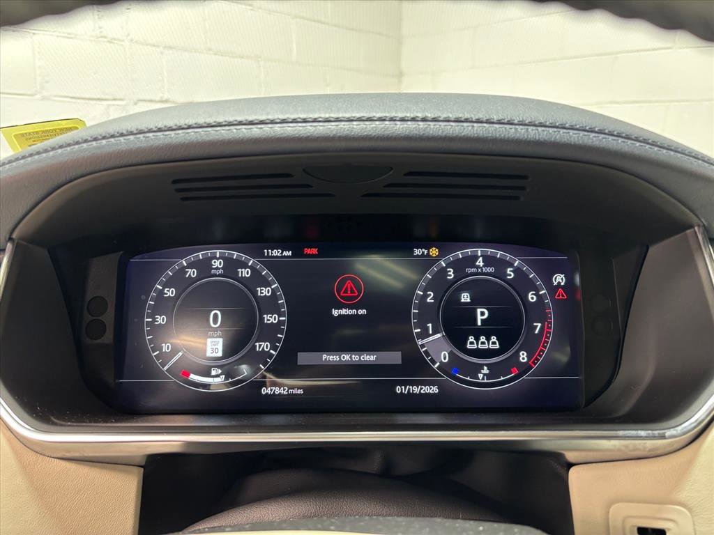 Used 2020 Land Rover Range Rover Long Wheelbase HSE image 19