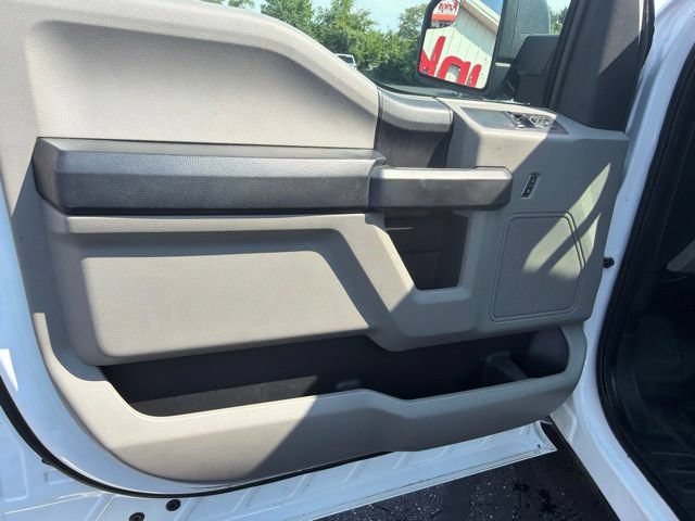 Used 2017 Ford F150 XL w/ Equipment Group 101A Mid RWD image 9