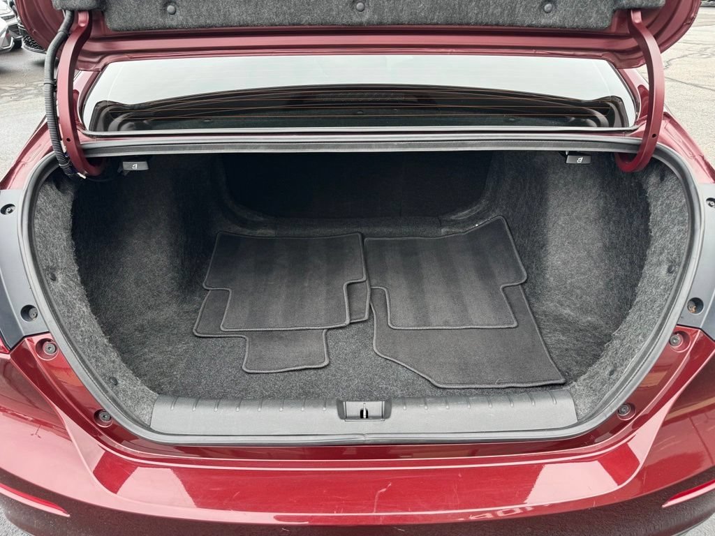 Used 2019 Honda Insight Touring image 18