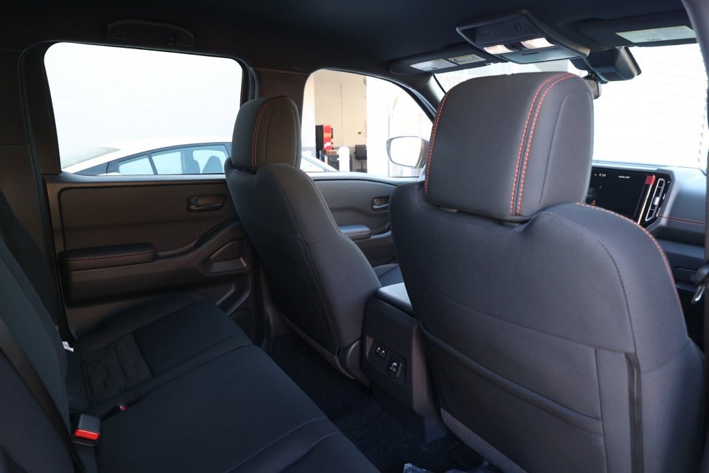 New 2026 Nissan Frontier PRO-4X w/ Pro-4x Convenience Package image 16