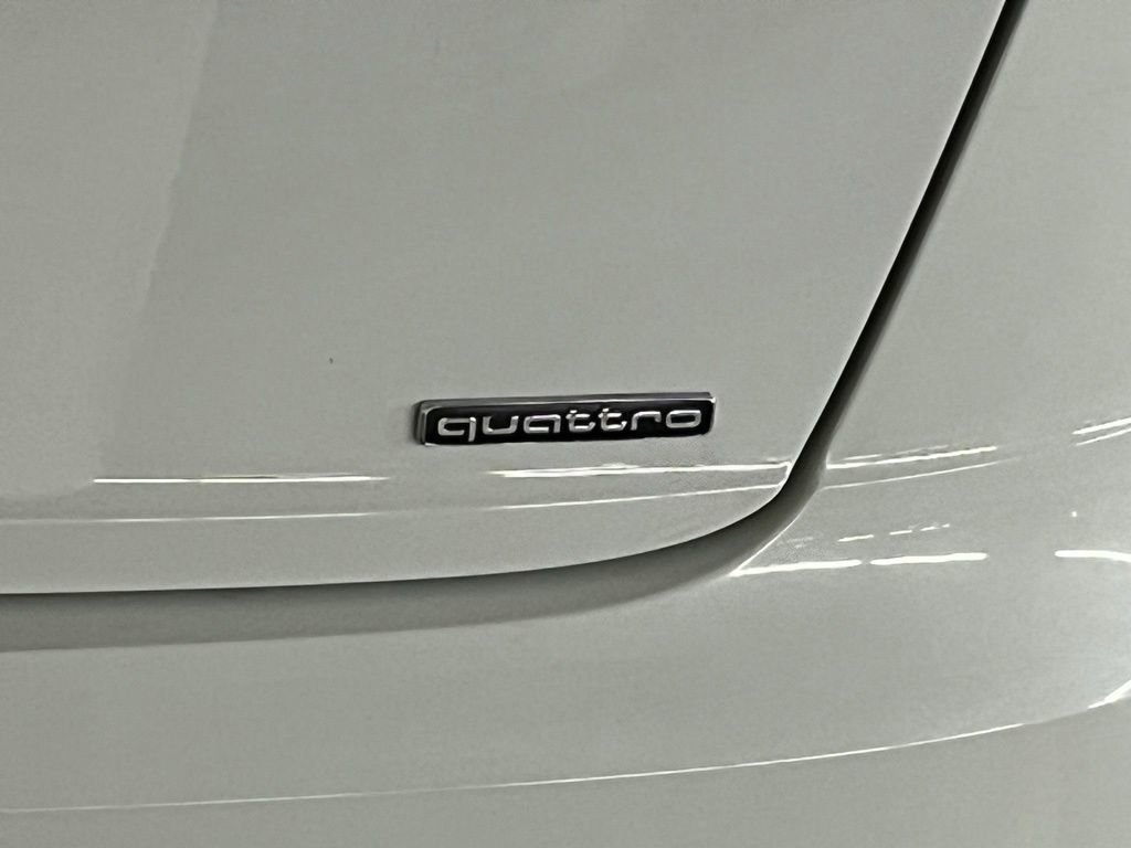 Used 2019 Audi Q8 Premium w/ Convenience Package image 33