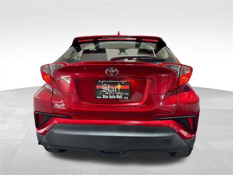 Used 2020 Toyota C-HR LE FWD image 6