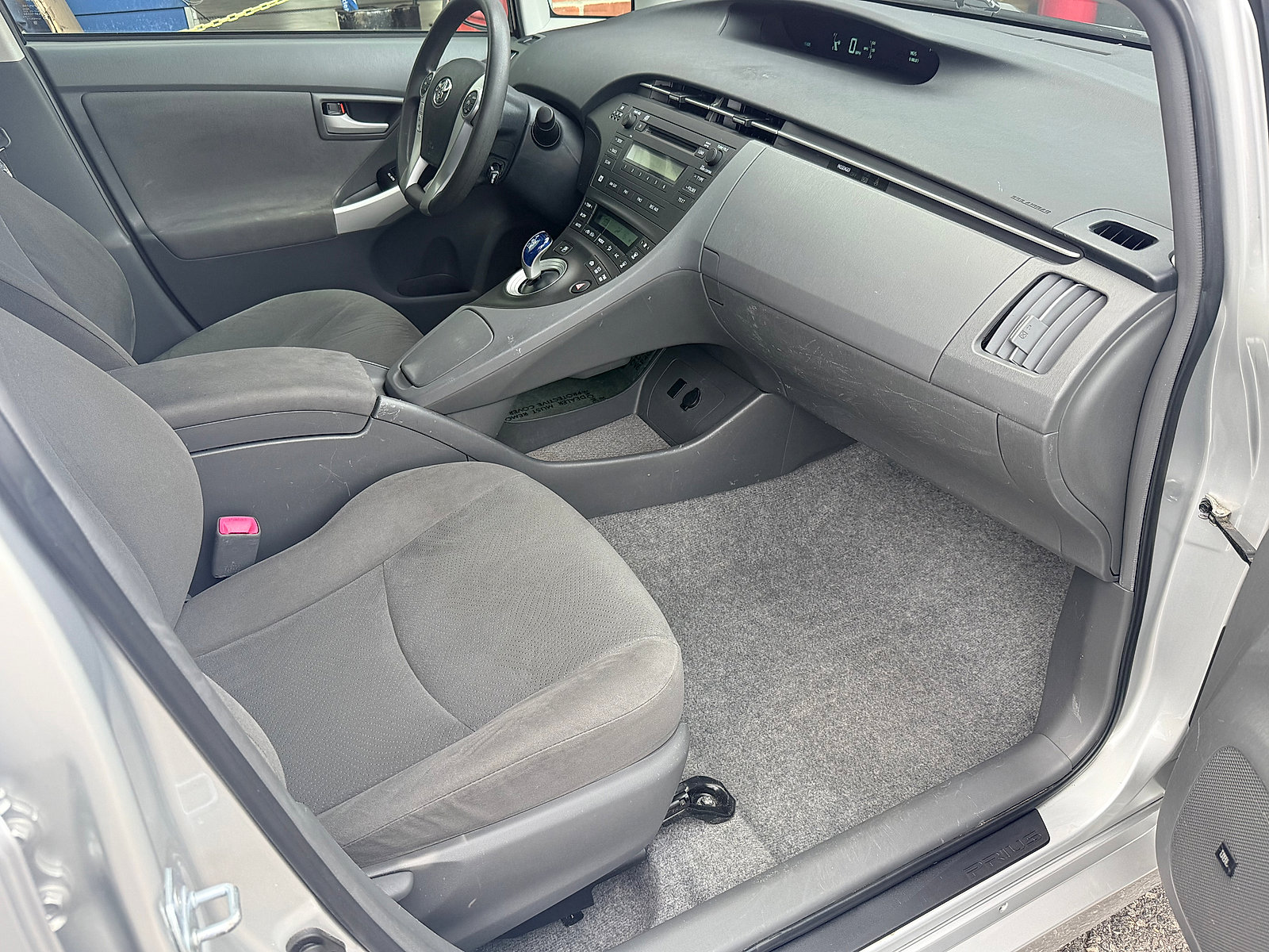 Used 2011 Toyota Prius Three image 29