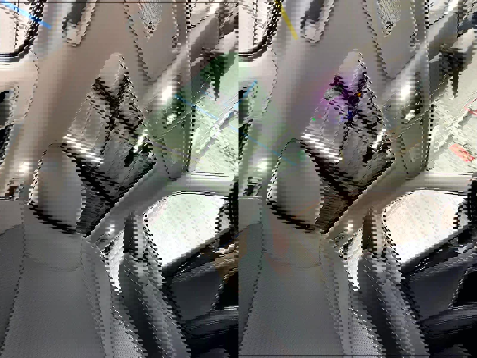 New 2026 Volkswagen Tiguan SE image 28