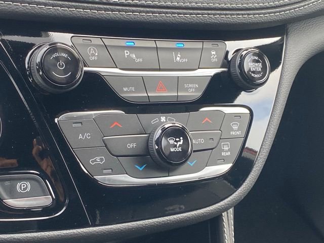 New 2026 Chrysler Pacifica Limited w/ S Appearance Package image 23