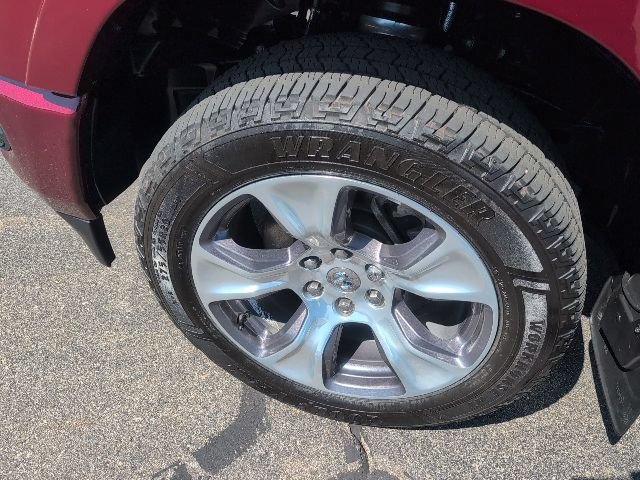 Used 2022 RAM 1500 Laramie AWD/4WD image 18